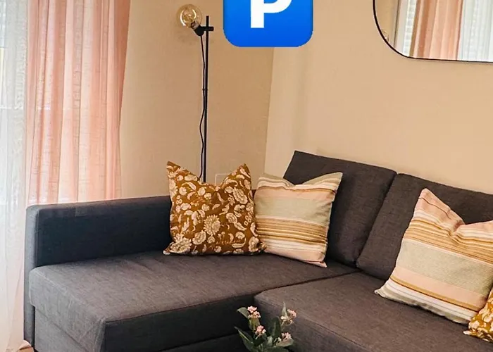 Recién Reformado Y PARKING VIGILADO GRATIS Pleno Centro Granada Picón Center